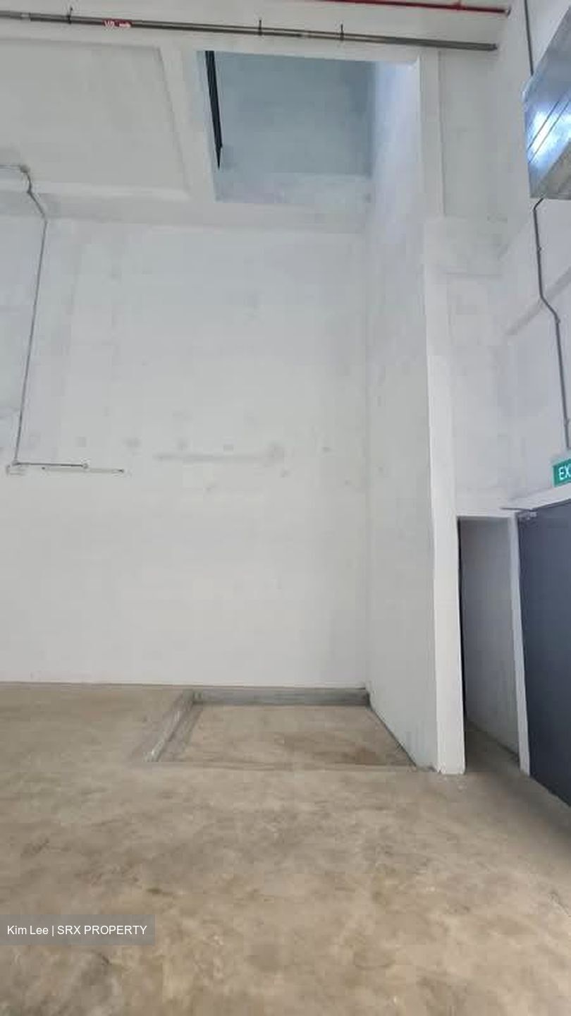 Jurong West Blossom (D22), Factory #567739821
